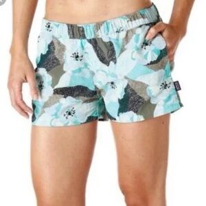 Patagonia Women's Athletic Shorts - Blue and Green Floral